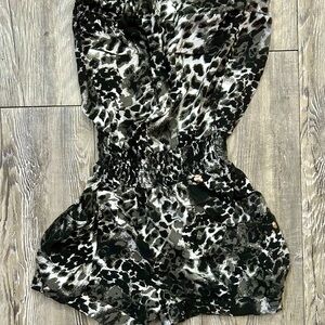 Leopard Print Strapless Romper w/Pockets